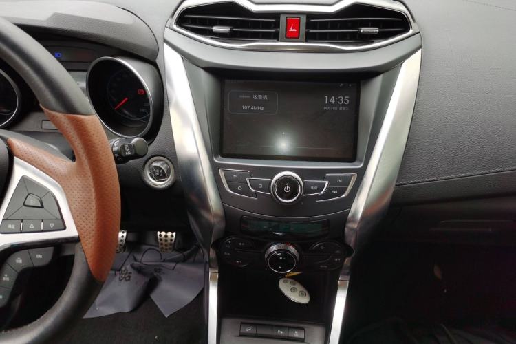 Used BYD Yuan 2016 1.5L Manual Luxury Model Audio And AC Panel