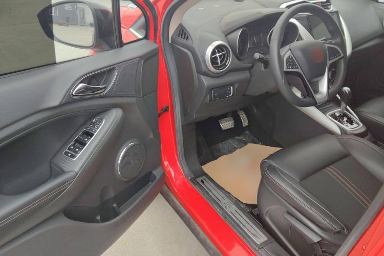 Used BYD Yuan 2017 1.5L Automatic Cool & Stylish Model Driver Seat