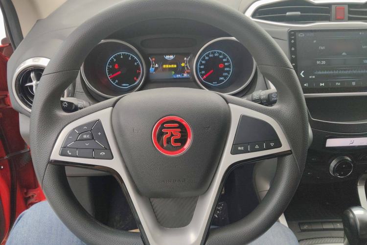 Used BYD Yuan 2017 1.5L Automatic Cool & Stylish Model Steering Wheel