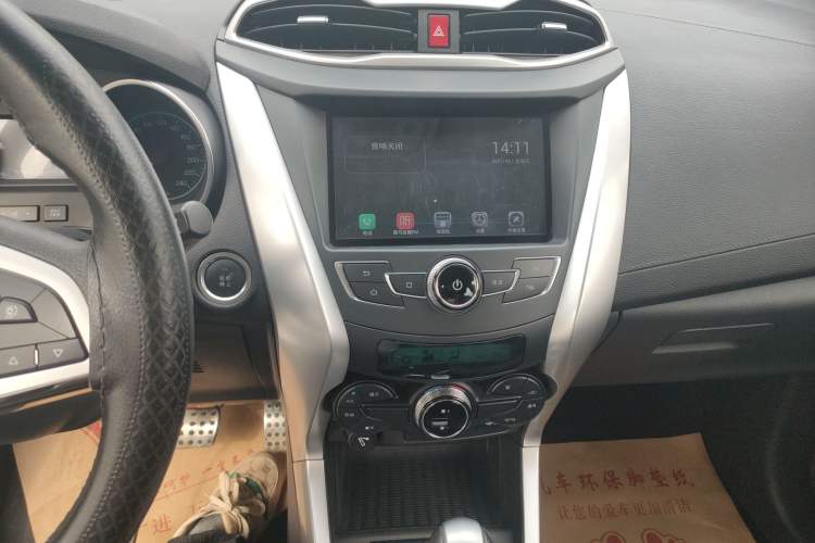 Used BYD Yuan 2017 1.5L Automatic Cool & Connected Model Audio And AC Panel