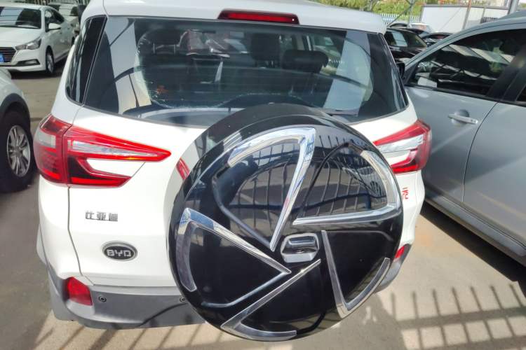Used BYD Yuan 2017 1.5L Automatic Cool & Connected Model Exterior 4