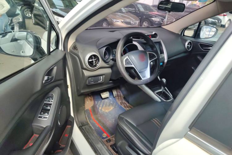 Used BYD Yuan 2017 1.5L Automatic Cool & Connected Model Interior 2