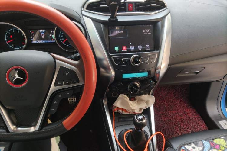 Used BYD Yuan 2016 1.5L Manual Luxury Model Audio And AC Panel