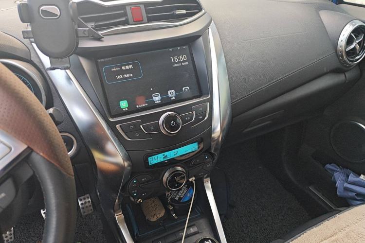 Used BYD Yuan 2016 1.5L Manual Luxury Model Audio And AC Panel