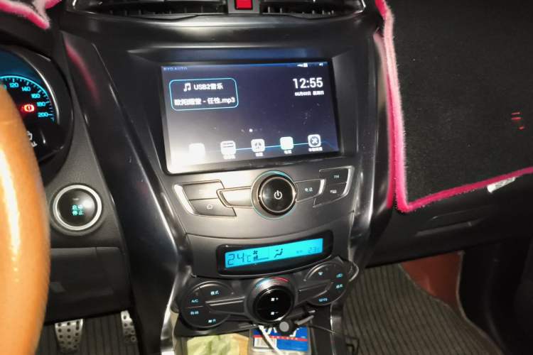 Used BYD Yuan 2016 1.5L Manual Luxury Model Audio And AC Panel