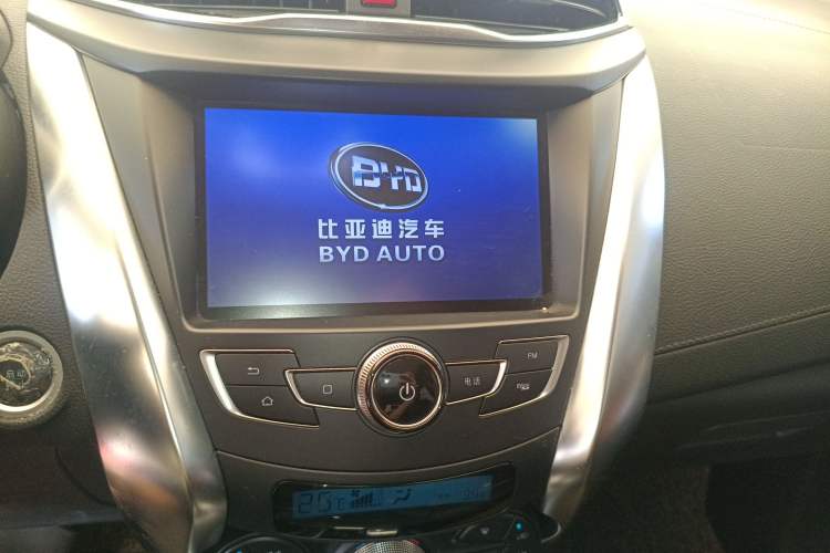 Used BYD Yuan 2016 1.5TID Automatic Prestige Model Audio And AC Panel