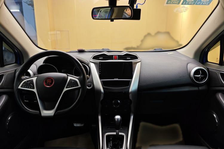 Used BYD Yuan 2016 1.5L Automatic Luxury Version Audio And AC Panel