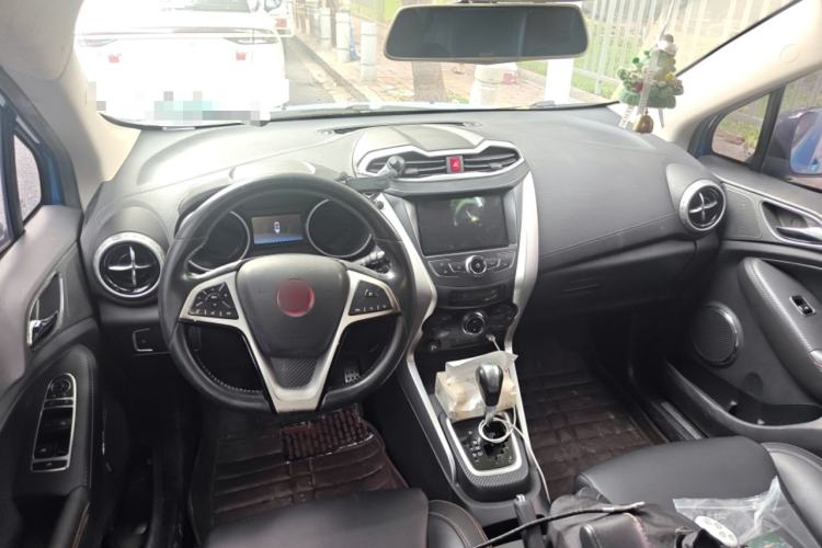 Used BYD Yuan 2016 1.5L Automatic Luxury Version Center Console