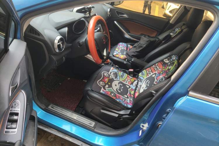 Used BYD Yuan 2016 1.5L Manual Luxury Model Driver Seat