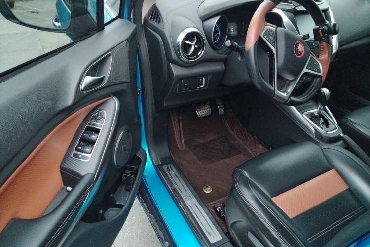 Used BYD Yuan 2016 1.5TID Automatic Prestige Model Driver Seat