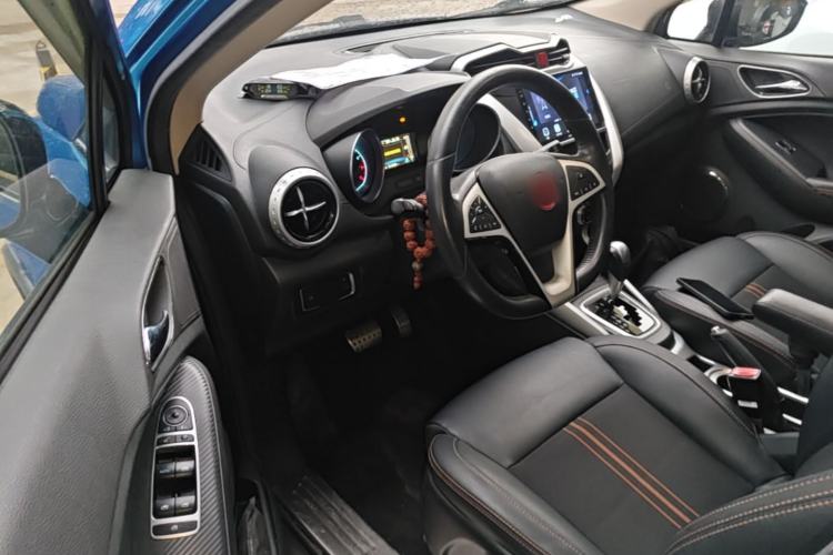 Used BYD Yuan 2016 1.5L Automatic Luxury Version Driver Seat