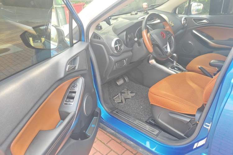 Used BYD Yuan 2016 1.5TID Automatic Prestige Model Driver Seat