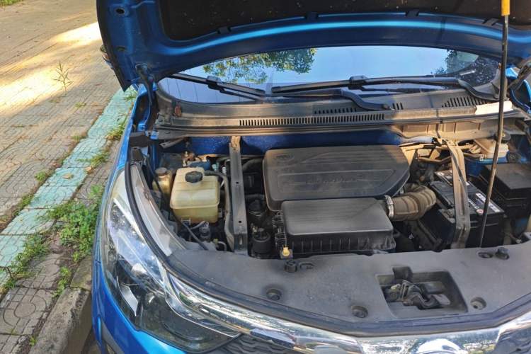 Used BYD Yuan 2016 1.5L Manual Luxury Version Engine Bay Right