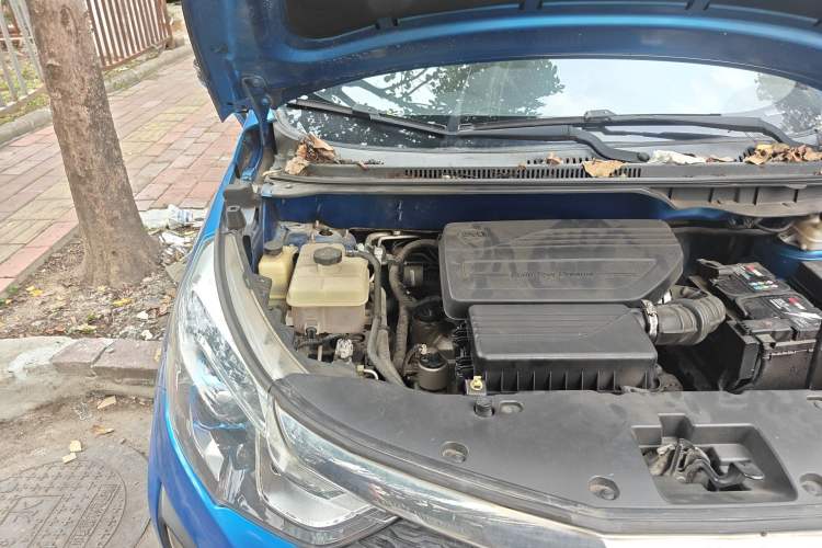 Used BYD Yuan 2016 1.5L Automatic Luxury Version Engine Bay Right