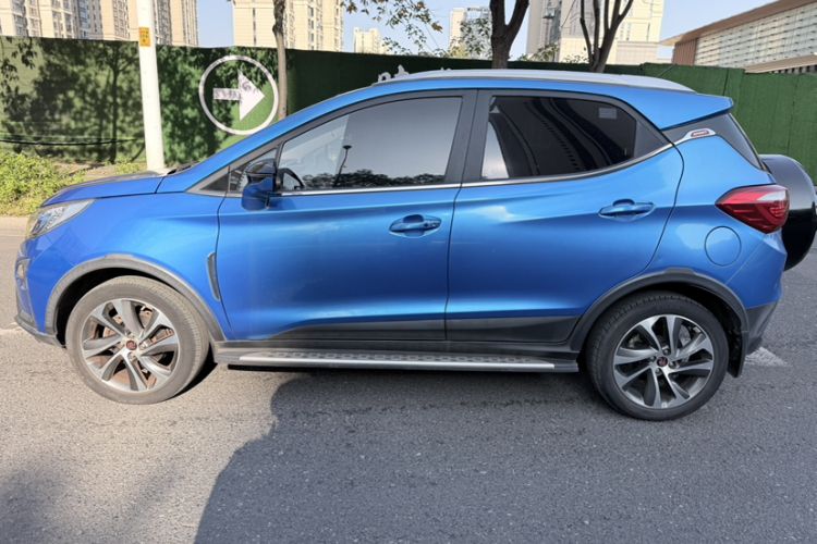 Used BYD Yuan 2016 1.5L Manual Luxury Version Exterior 1