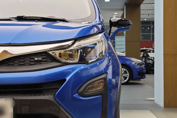 Used BYD Yuan 2016 1.5L Automatic Luxury Version Exterior 11