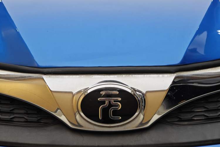 Used BYD Yuan 2016 1.5L Automatic Luxury Version Exterior 12