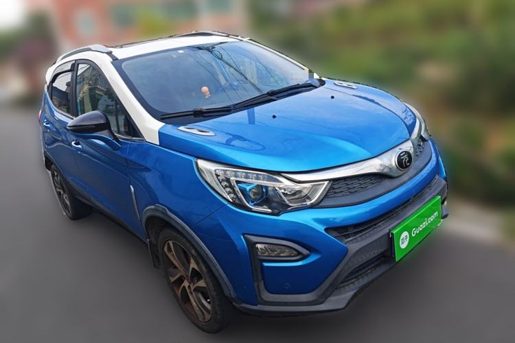 Used BYD Yuan 2016 1.5L Manual Luxury Model Exterior 2
