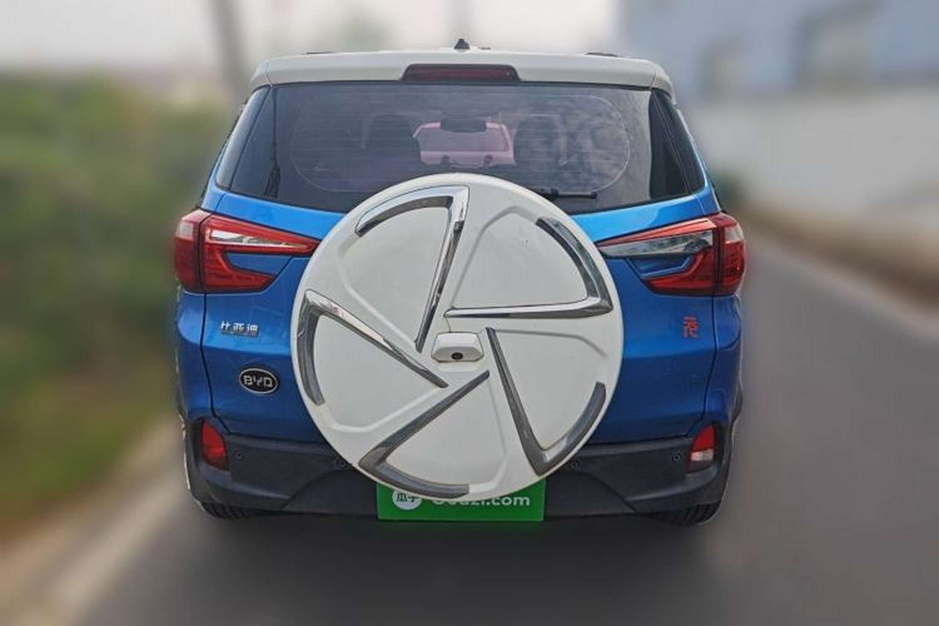 Used BYD Yuan 2016 1.5L Manual Luxury Model Exterior 4