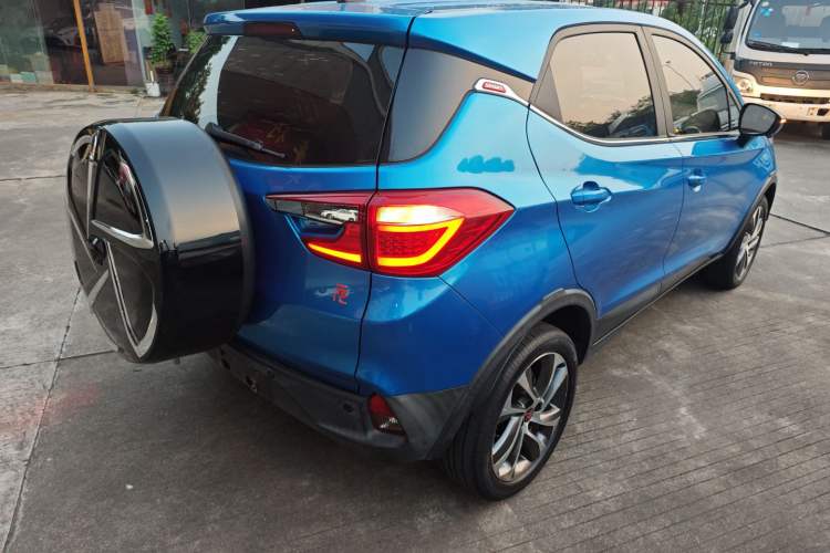 Used BYD Yuan 2016 1.5L Automatic Luxury Version Exterior 5