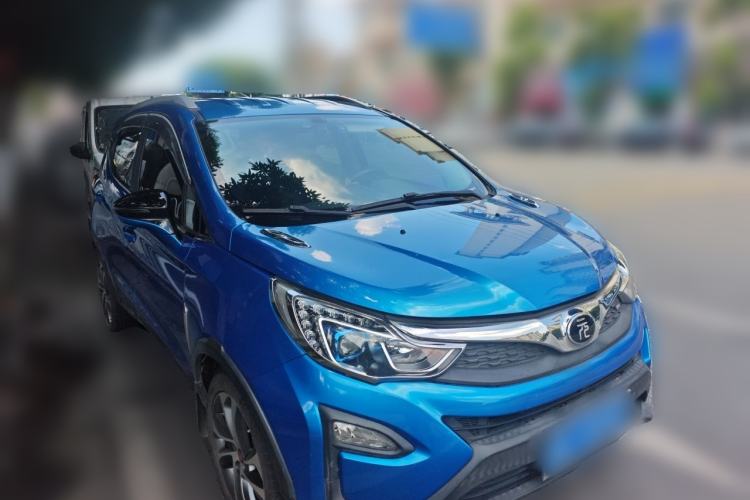 Used BYD Yuan 2016 1.5L Manual Luxury Model Front Right 45 Deg