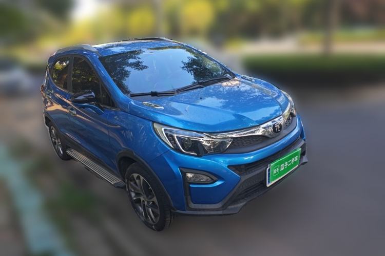 Used BYD Yuan 2016 1.5L Manual Luxury Version Front Right 45 Deg