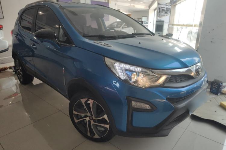 Used BYD Yuan 2016 1.5L Manual Luxury Model Front Right 45 Deg