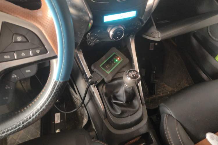 Used BYD Yuan 2016 1.5L Manual Luxury Model Gear Lever