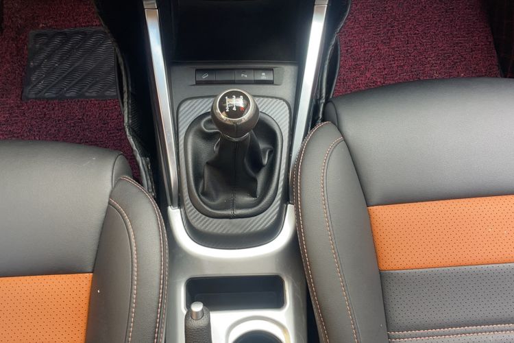 Used BYD Yuan 2016 1.5L Manual Luxury Model Gear Lever
