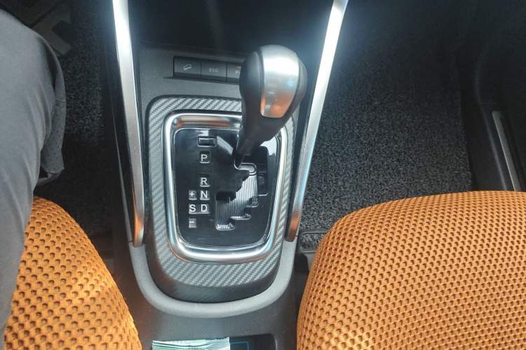 Used BYD Yuan 2016 1.5TID Automatic Prestige Model Gear Lever