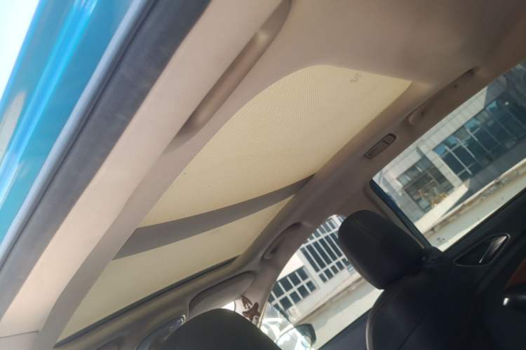 Used BYD Yuan 2016 1.5L Manual Luxury Version Headliner