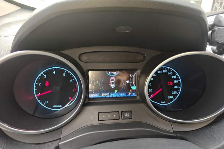 Used BYD Yuan 2016 1.5L Automatic Luxury Version Instrument Cluster