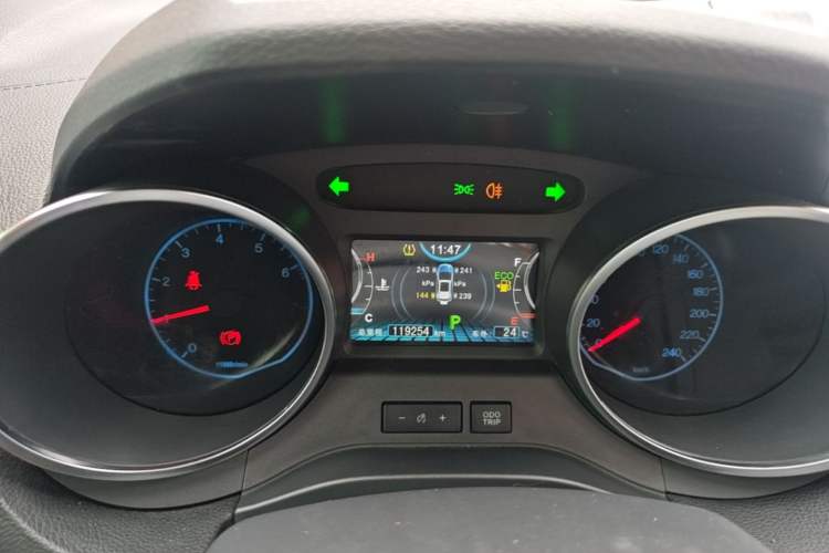Used BYD Yuan 2016 1.5TID Automatic Flagship Model Instrument Cluster