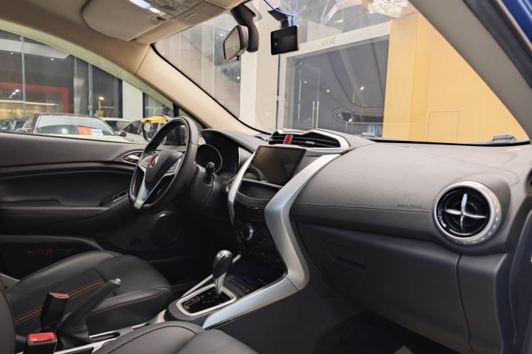 Used BYD Yuan 2016 1.5L Automatic Luxury Version Interior 2