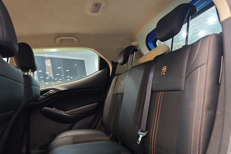 Used BYD Yuan 2016 1.5L Automatic Luxury Version Interior 3
