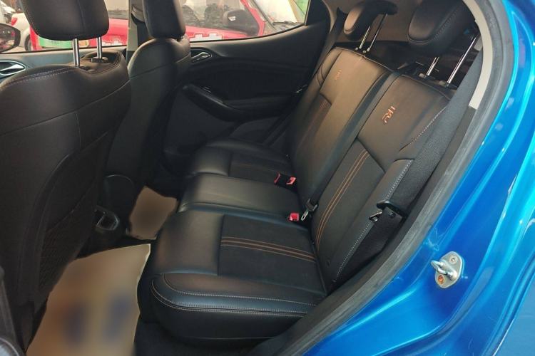 Used BYD Yuan 2016 1.5L Automatic Luxury Version Interior 4