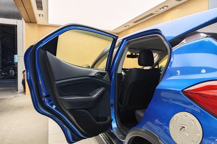 Used BYD Yuan 2016 1.5L Automatic Luxury Version Interior 5