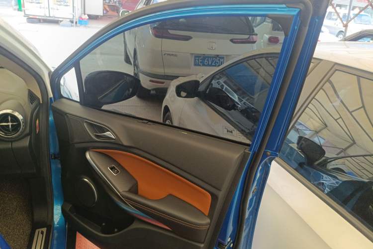 Used BYD Yuan 2016 1.5TID Automatic Prestige Model Interior 5
