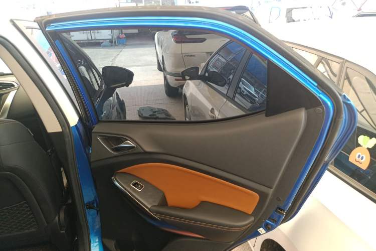 Used BYD Yuan 2016 1.5TID Automatic Prestige Model Interior 6