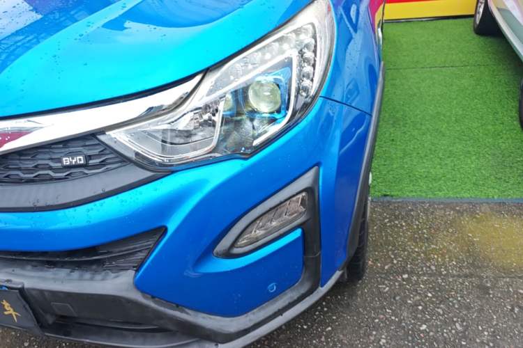 Used BYD Yuan 2016 1.5TID Automatic Flagship Model Left Front Headlight