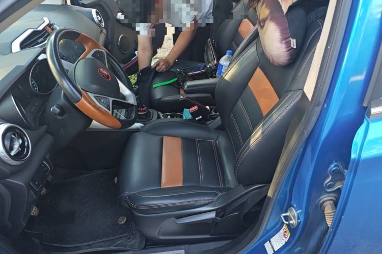 Used BYD Yuan 2016 1.5L Manual Luxury Version Left Front Seat
