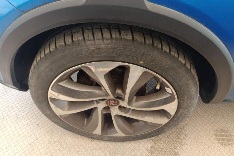 Used BYD Yuan 2016 1.5TID Automatic Prestige Model Left Front Wheel Hub