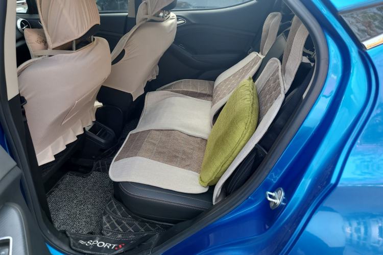 Used BYD Yuan 2016 1.5L Automatic Luxury Version Left Rear Seat
