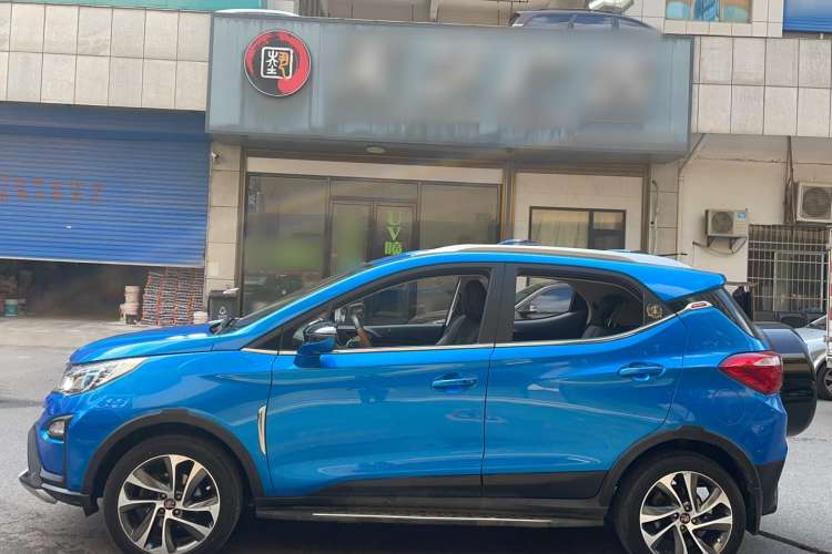 Used BYD Yuan 2016 1.5L Manual Luxury Model Left Side