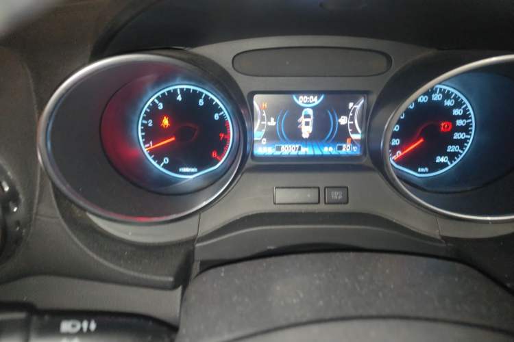 Used BYD Yuan 2016 1.5L Manual Luxury Model Odometer Close Up