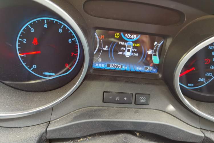 Used BYD Yuan 2016 1.5L Manual Luxury Version Odometer Close Up
