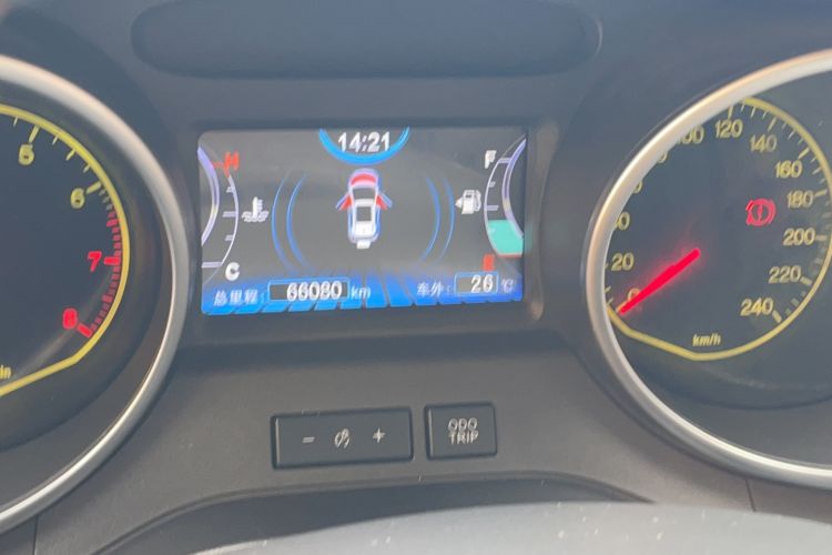 Used BYD Yuan 2016 1.5L Manual Luxury Model Odometer Close Up