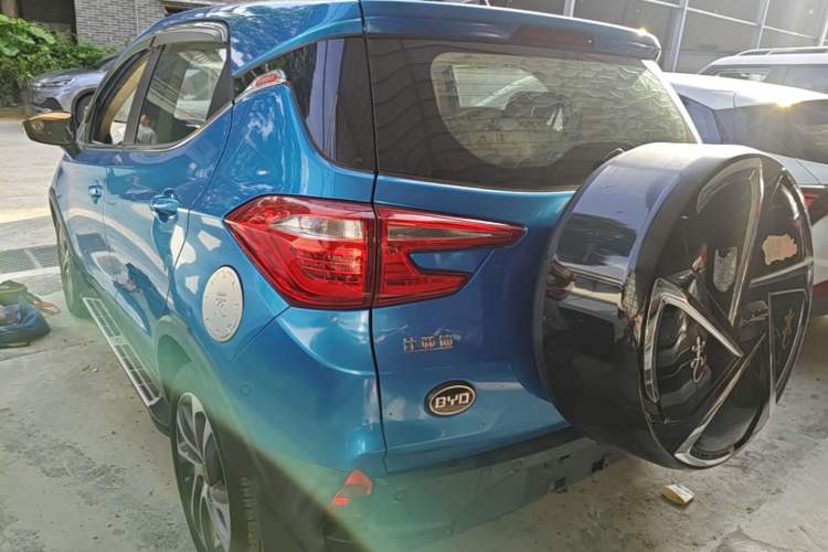 Used BYD Yuan 2016 1.5L Automatic Luxury Version Rear Left 45 Deg