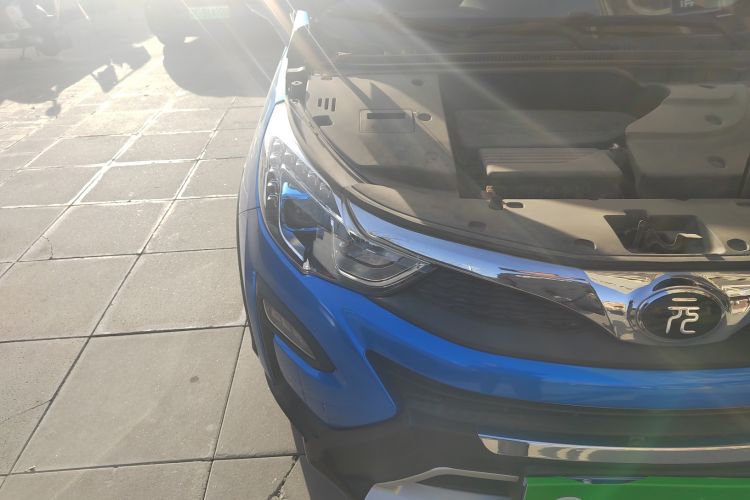 Used BYD Yuan 2016 1.5L Manual Luxury Version Right Front Headlight