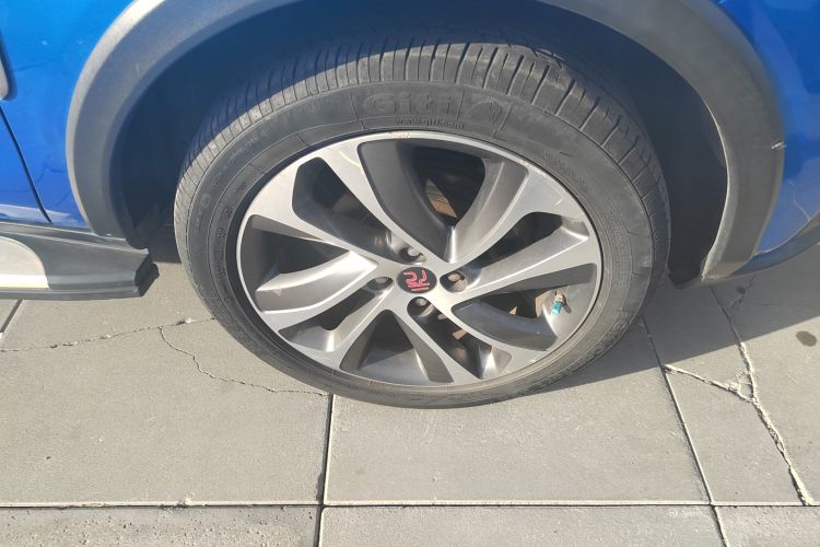 Used BYD Yuan 2016 1.5L Manual Luxury Version Right Front Wheel Hub